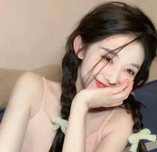 黄昏时分、牵着手